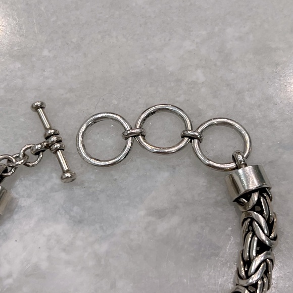 Sterling Silver Thick Solid Borobudur Link Toggle Clasp Bracelet - Picture 10 of 13